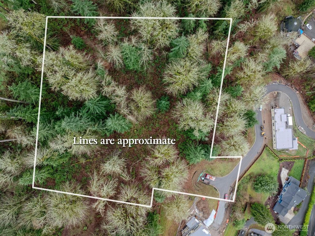 Photo of 6055 175th Court SE, Bellevue, WA 98006 (MLS # 2463104)