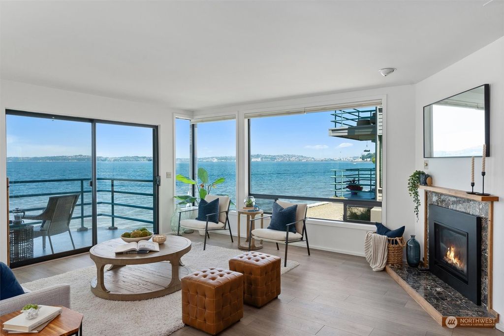 Photo of 3055 Alki Avenue SW #3055A, Seattle, WA 98116 (MLS # 2141237)