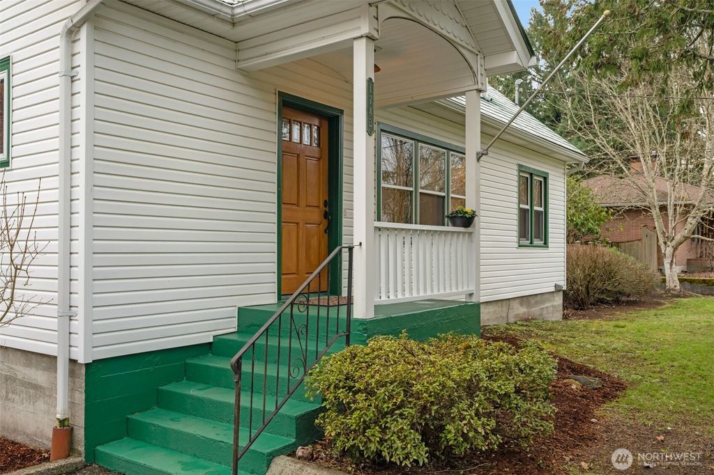 Photo of 1743 NE 130th Place, Seattle, WA 98125 (MLS # 2475441)