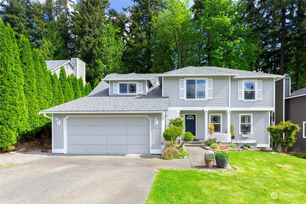 Photo of 13704 NE 94th Street, Redmond, WA 98052 (MLS # 2234669)