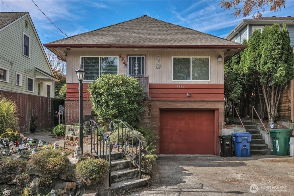 Photo of 7355 17th Avenue NW, Seattle, WA 98117 (MLS # 2590077)