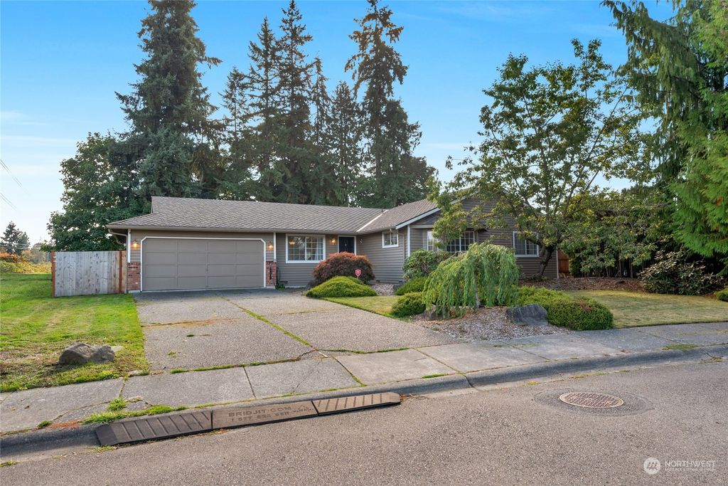 Photo of 4530 127th Place SE, Everett, WA 98208 (MLS # 2170427)