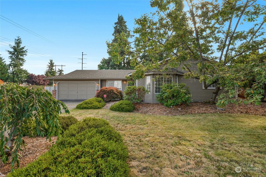 Photo of 4530 127th Place SE, Everett, WA 98208 (MLS # 2170427)