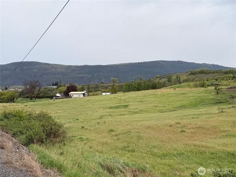 Photo of 2677 W Malaga Road, Malaga, WA 98828 (MLS # 2512619)