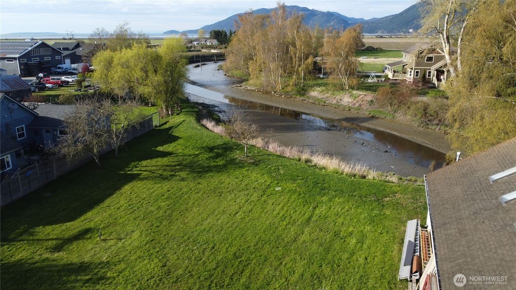 Photo of 14075 Mactaggart Avenue, Edison, WA 98232 (MLS # 2504382)