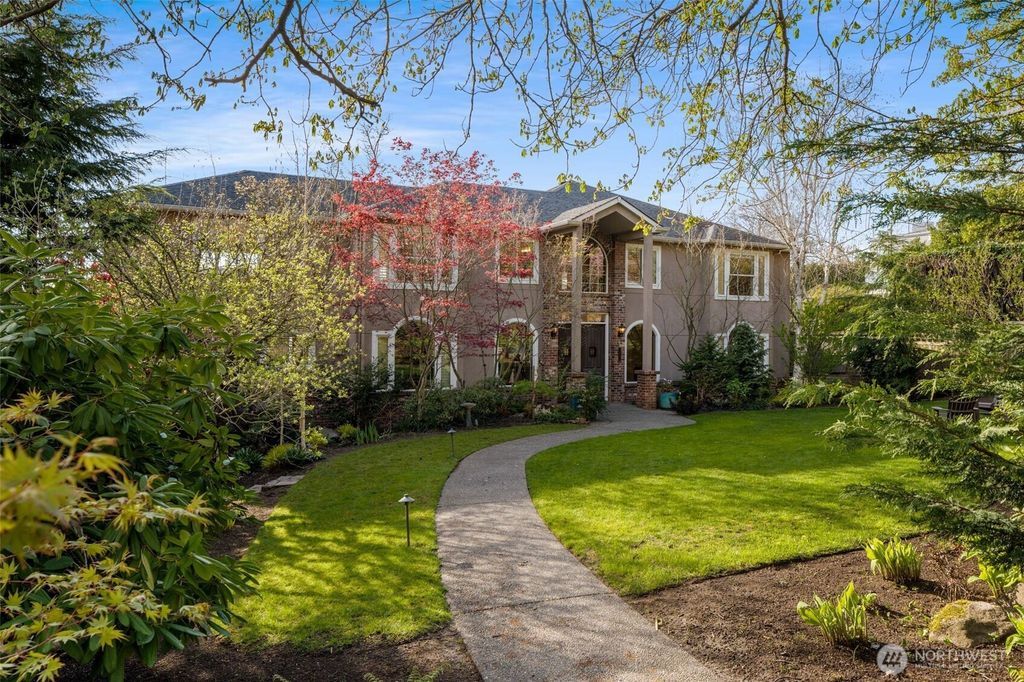 Photo of 1223 7th Avenue W, Seattle, WA 98119 (MLS # 2503450)