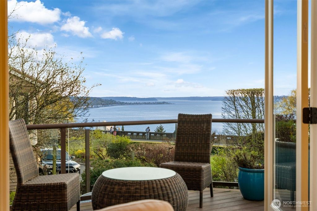 Photo of 1223 7th Avenue W, Seattle, WA 98119 (MLS # 2503450)