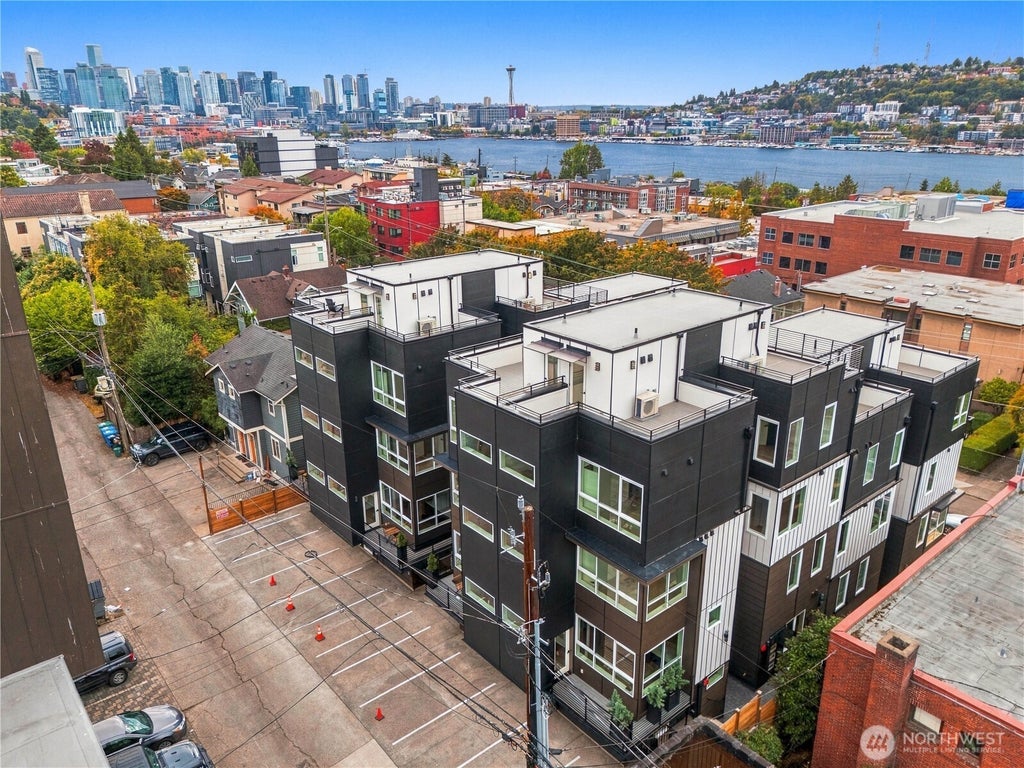 Photo of 2328 Franklin Avenue E #G, Seattle, WA 98102 (MLS # 2588637)