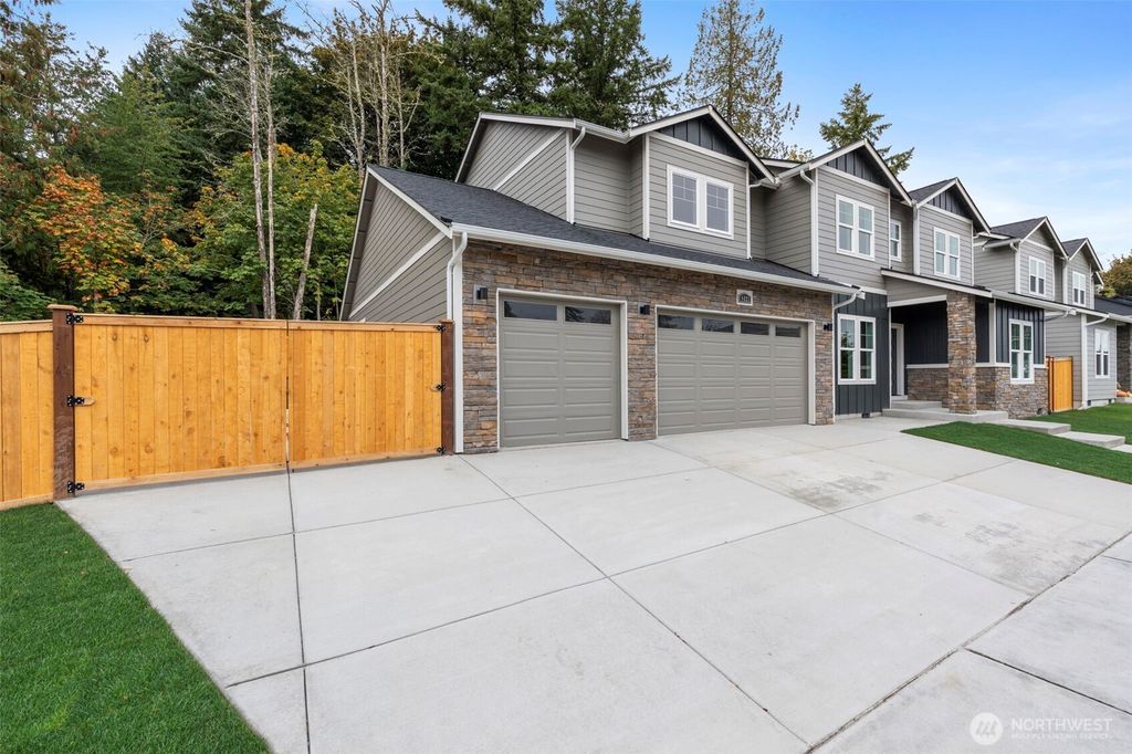 Photo of 6827 Kyodi Court SE, Tumwater, WA 98501 (MLS # 2457276)