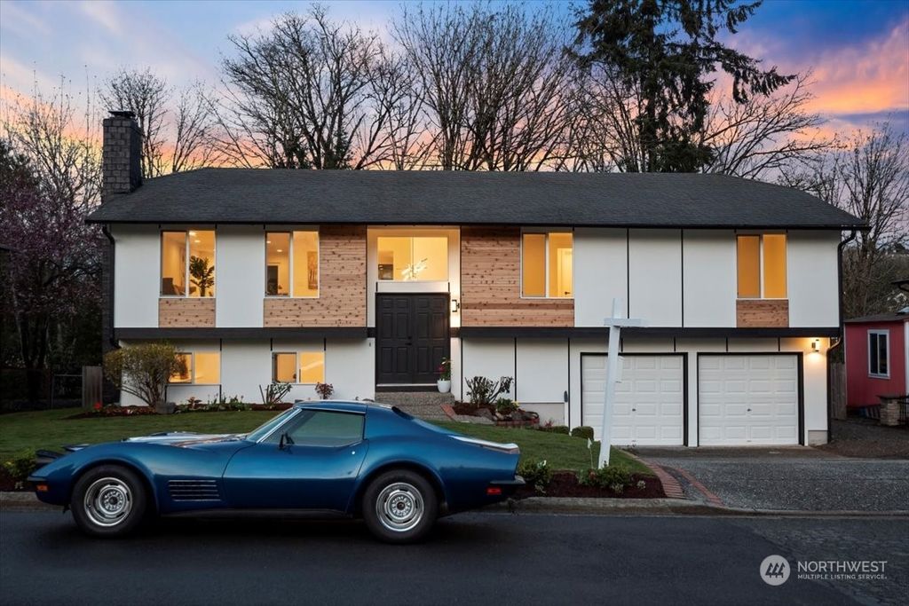 Photo of 6900 131st Avenue SE, Bellevue, WA 98006 (MLS # 2067417)
