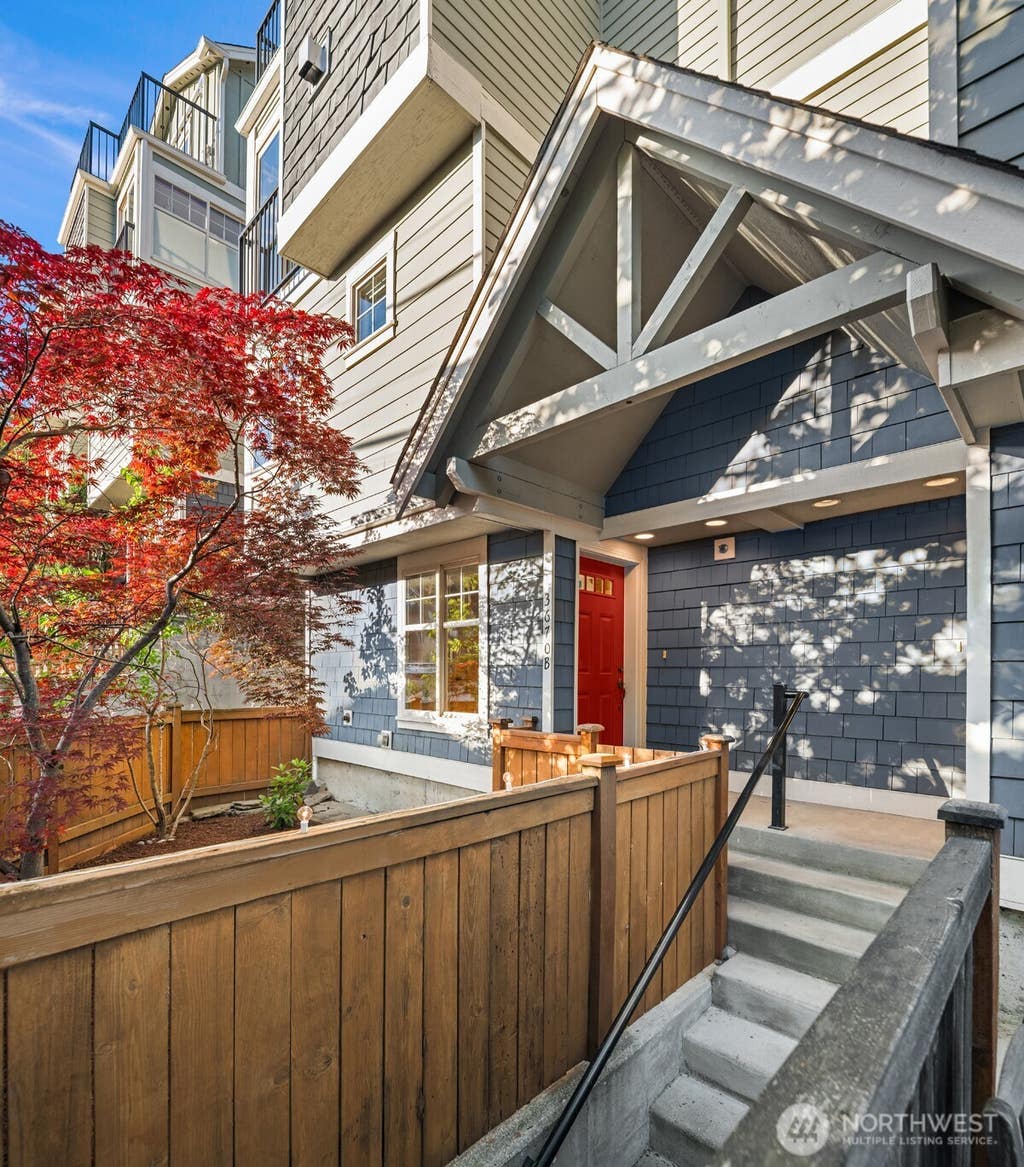 Photo of 3670 Dayton Avenue N #B, Seattle, WA 98103 (MLS # 2550411)