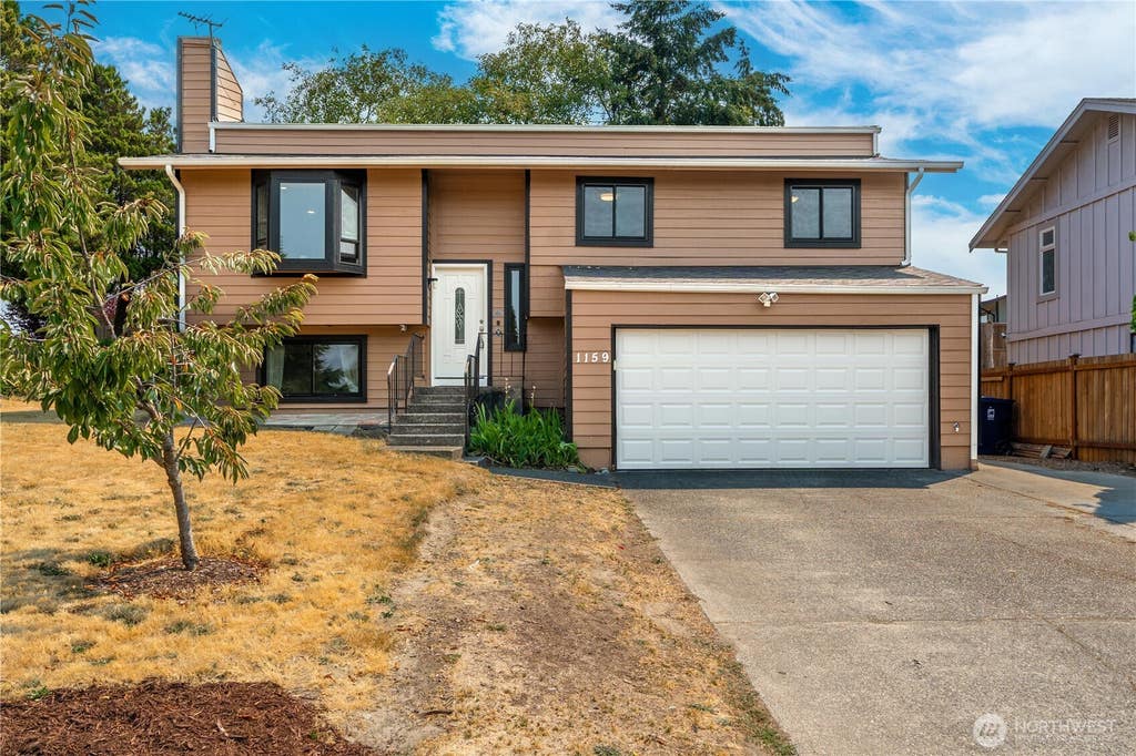 Photo of 1159 N Vassault Street, Tacoma, WA 98406 (MLS # 2565432)
