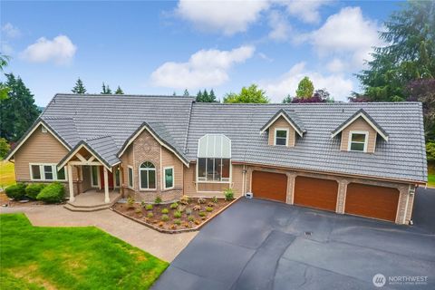 Photo of 14801 136th Avenue E, Puyallup, WA 98374 (MLS # 2555337)