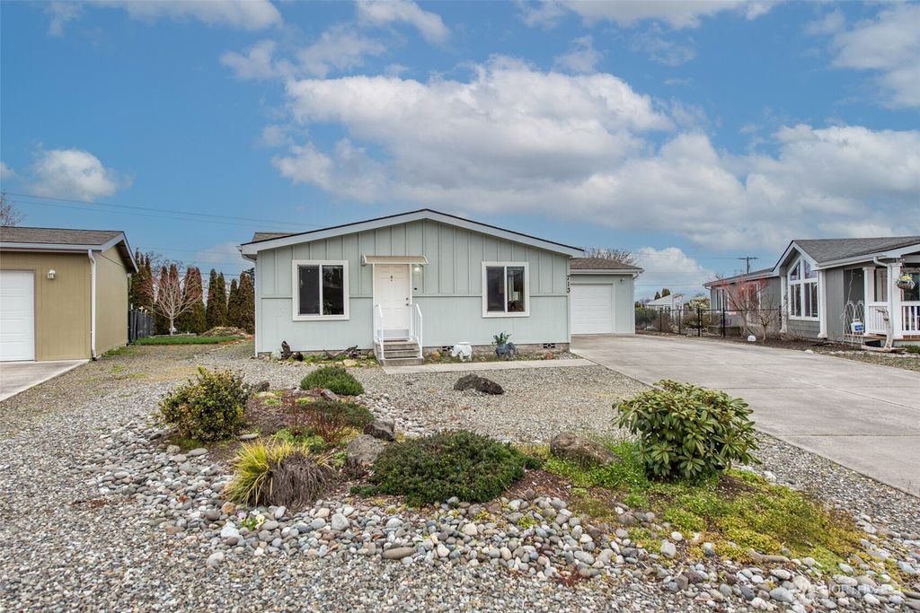 Photo of 713 W Heritage Loop, Sequim, WA 98382 (MLS # 2489290)