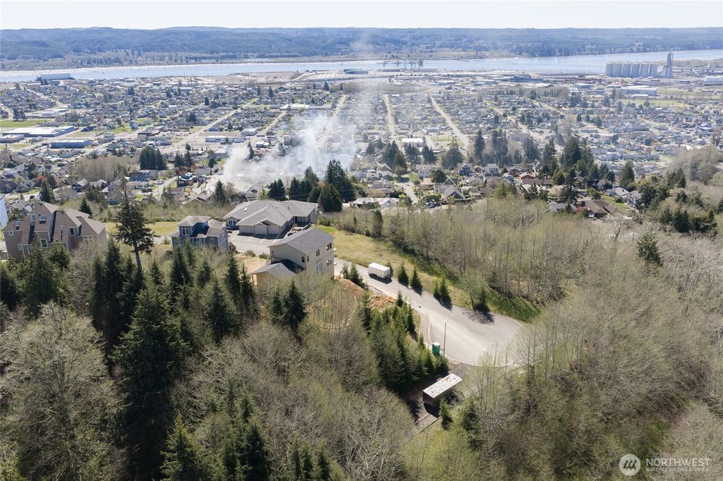 Photo of 1131 Grays Pointe Lane, Aberdeen, WA 98520 (MLS # 2506705)