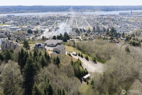 1131 Grays Pointe Lane Aberdeen WA 98520