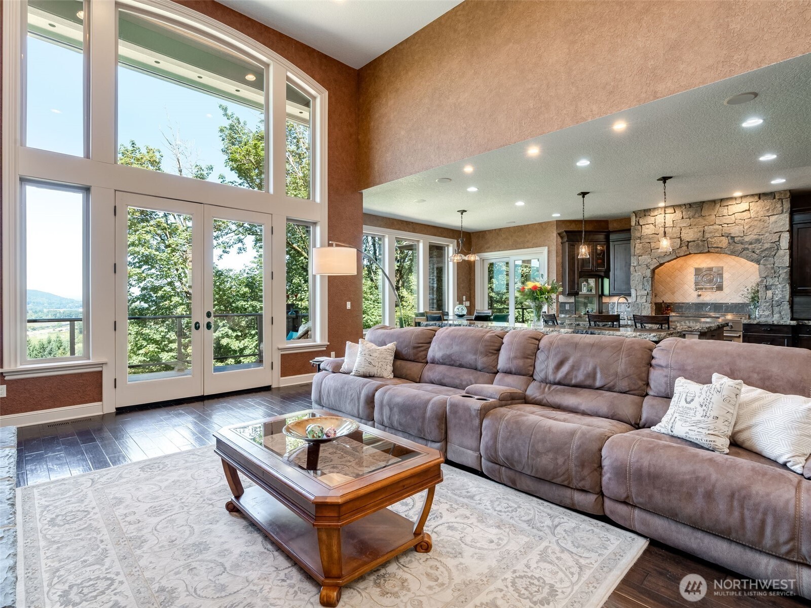 625 Nectarine Drive