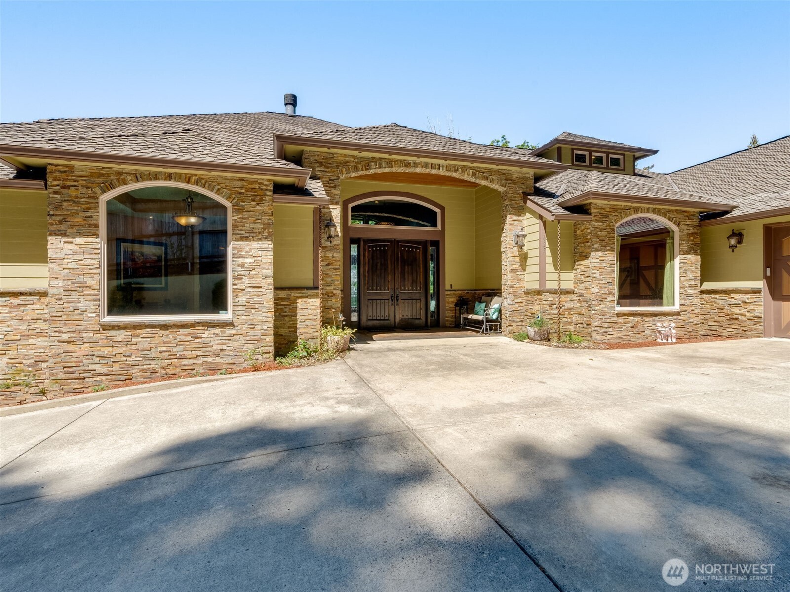 625 Nectarine Drive