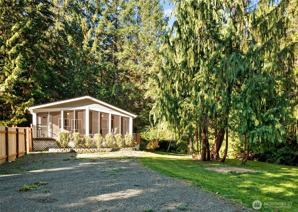 Photo of 17921 644th Avenue NE, Baring, WA 98251 (MLS # 2592635)