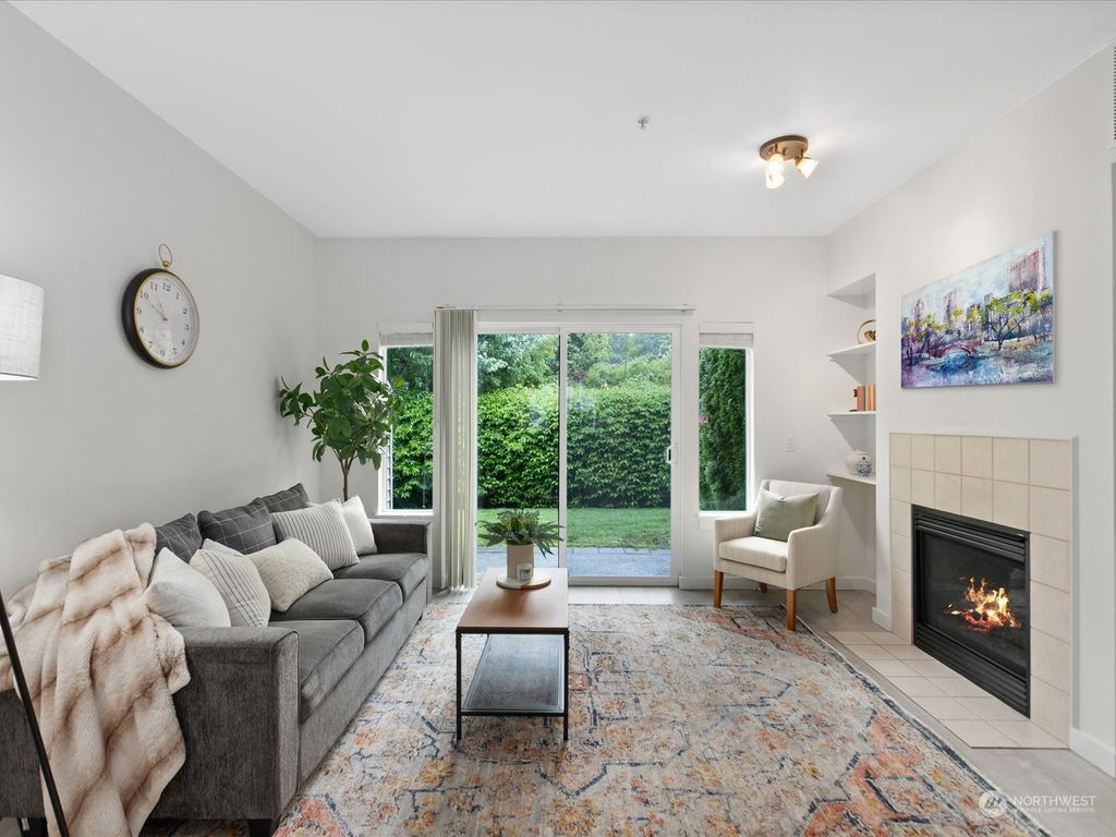 Photo of 16392 118th Court NE #36-4, Bothell, WA 98011 (MLS # 2248406)