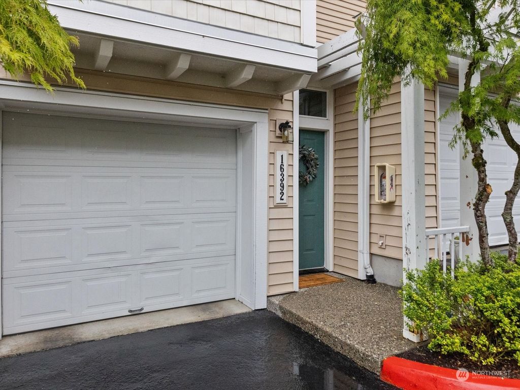 Photo of 16392 118th Court NE #36-4, Bothell, WA 98011 (MLS # 2248406)