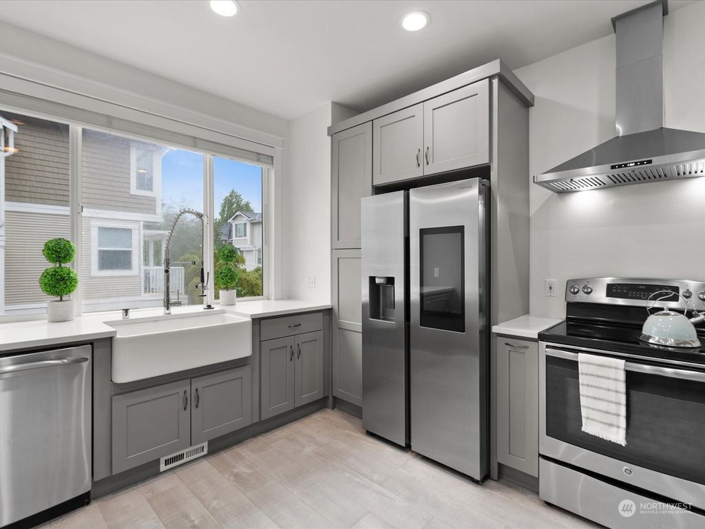 Photo of 16392 118th Court NE #36-4, Bothell, WA 98011 (MLS # 2248406)