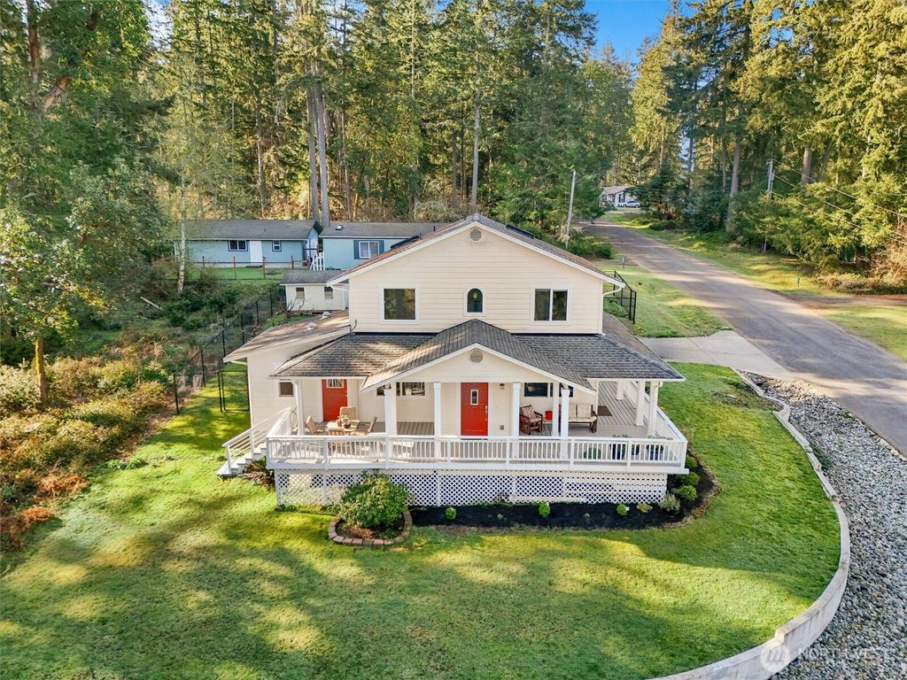 Photo of 10520 100th Street Ct, Anderson Island, WA 98303 (MLS # 2505696)