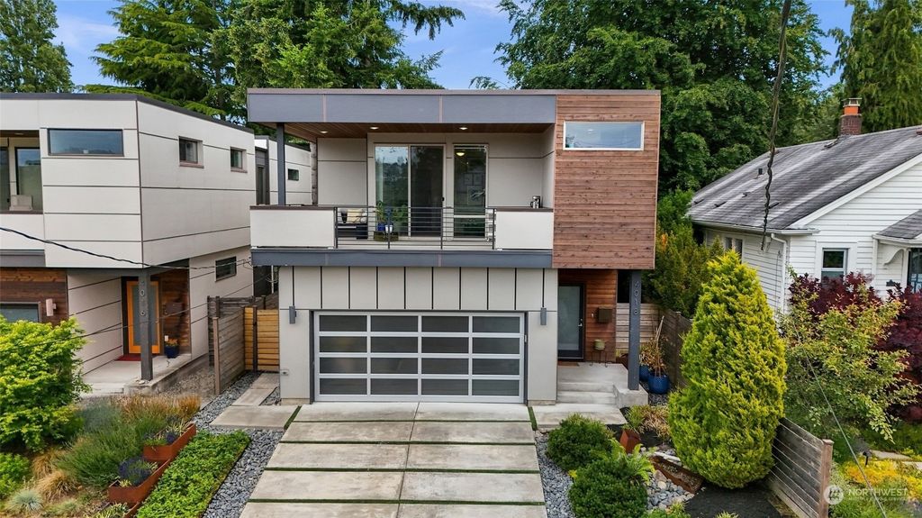 Photo of 4018 20th Avenue SW, Seattle, WA 98106 (MLS # 2253769)
