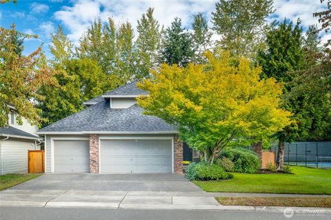 Photo of 625 191st Street SW, Lynnwood, WA 98036 (MLS # 2467923)