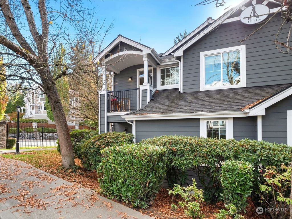 Photo of 16125 Juanita Woodinville Way NE #113, Bothell, WA 98011 (MLS # 2301925)