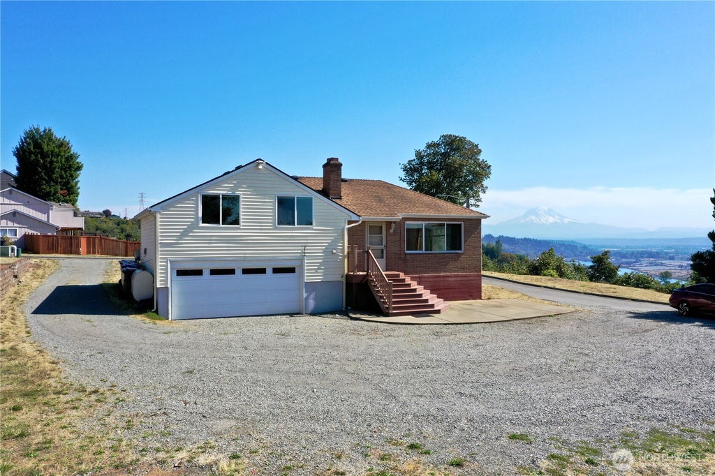 Photo of 2914 44th Avenue NE, Tacoma, WA 98422 (MLS # 2583351)