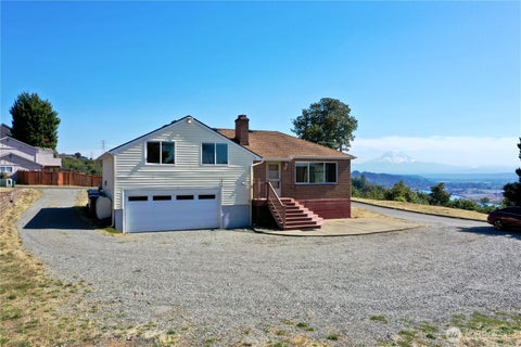 Photo of 2914 44th Avenue NE, Tacoma, WA 98422 (MLS # 2583351)