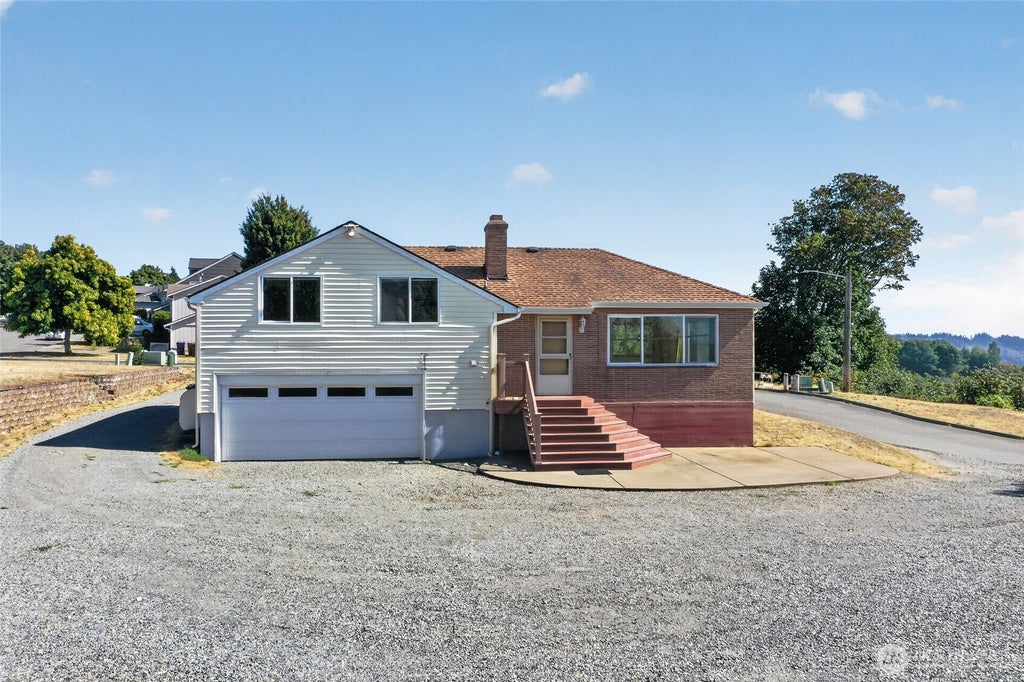 Photo of 2914 44th Avenue NE, Tacoma, WA 98422 (MLS # 2583351)