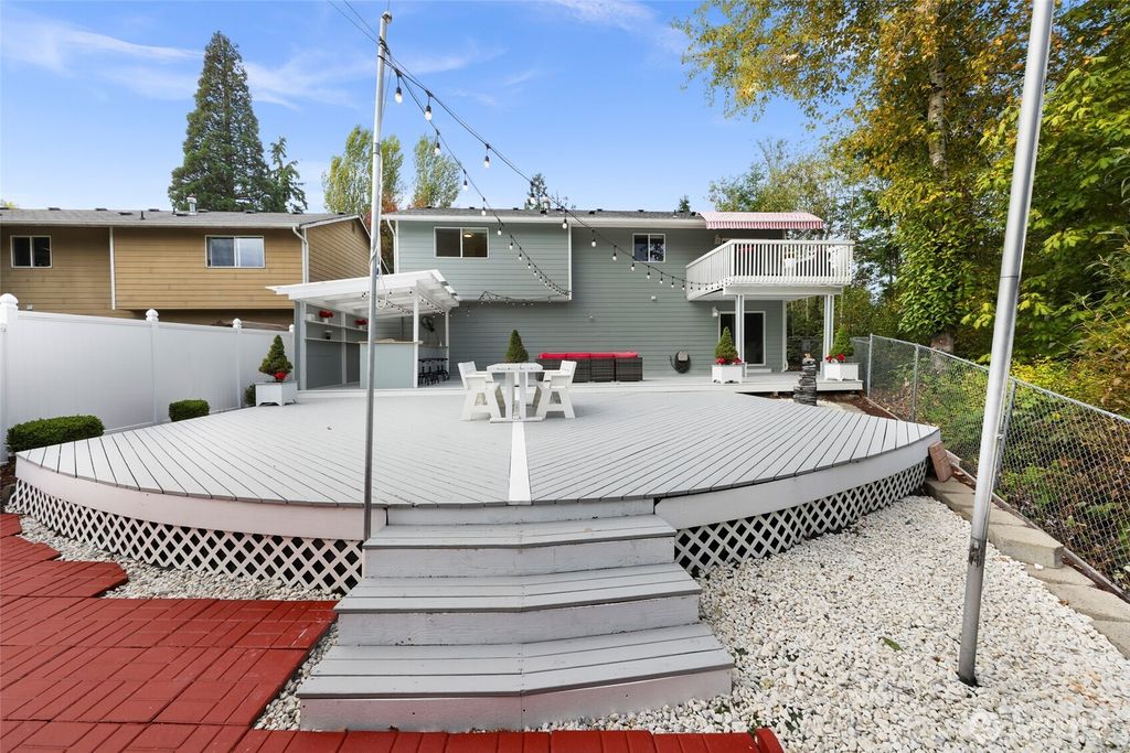 Photo of 3205 200th Place SW, Lynnwood, WA 98036 (MLS # 2444807)