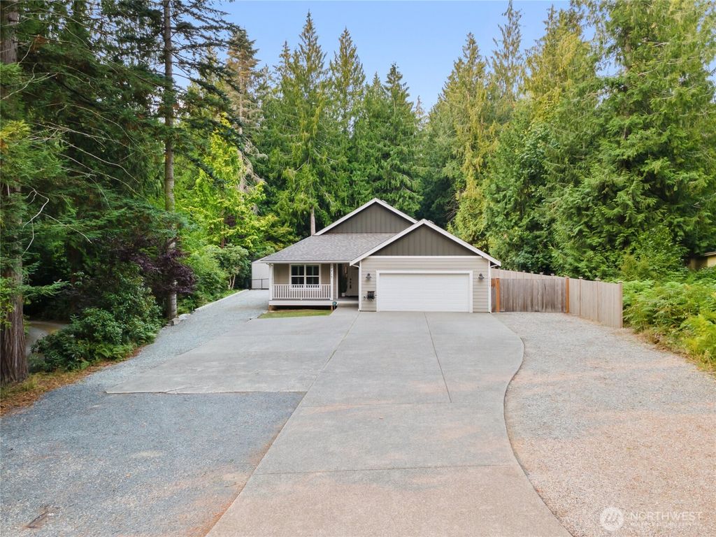 Photo of 17717 Robinhood Lane, Snohomish, WA 98290 (MLS # 2420979)