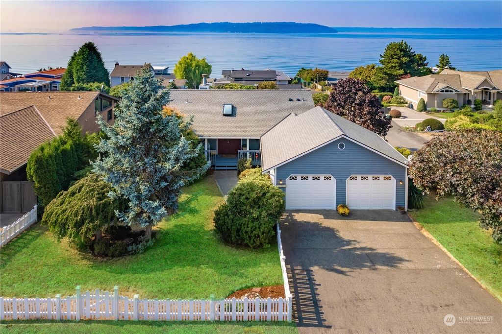 Photo of 23903 7th Avenue S, Des Moines, WA 98198 (MLS # 2006290)