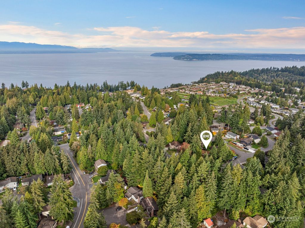 Photo of 14122 62nd Place W, Edmonds, WA 98026 (MLS # 2298156)