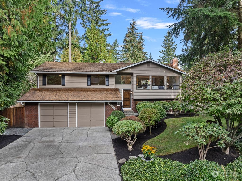 Photo of 14122 62nd Place W, Edmonds, WA 98026 (MLS # 2298156)
