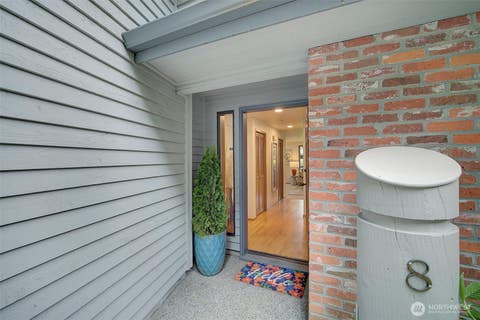 Photo of 19616 61st Place NE #8, Kenmore, WA 98028 (MLS # 2536297)