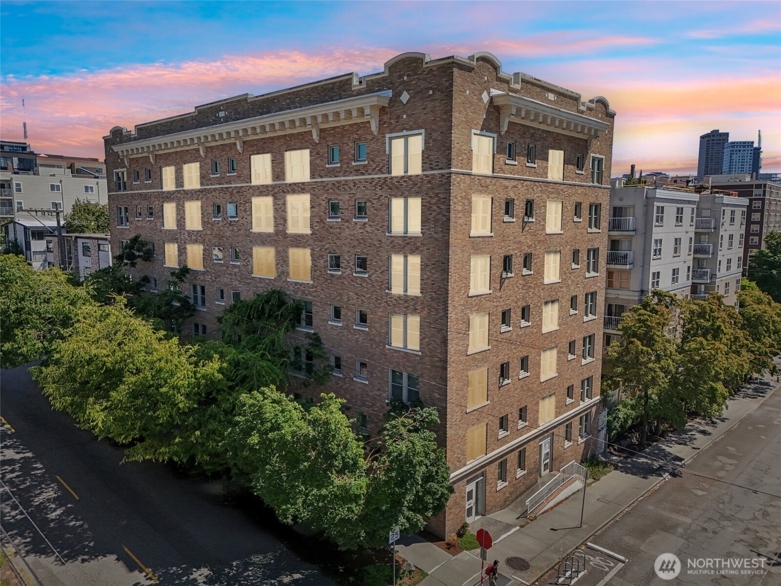 505 E Denny Way Avenue A207