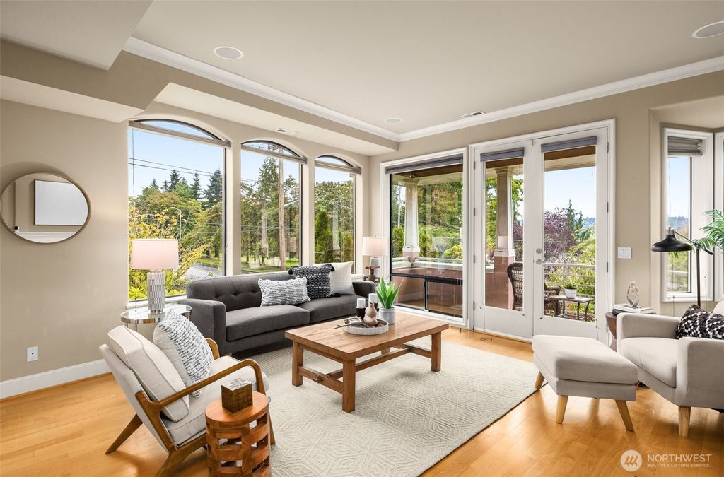 Photo of 7700 E Green Lake Drive N #D13, Seattle, WA 98103 (MLS # 2477908)