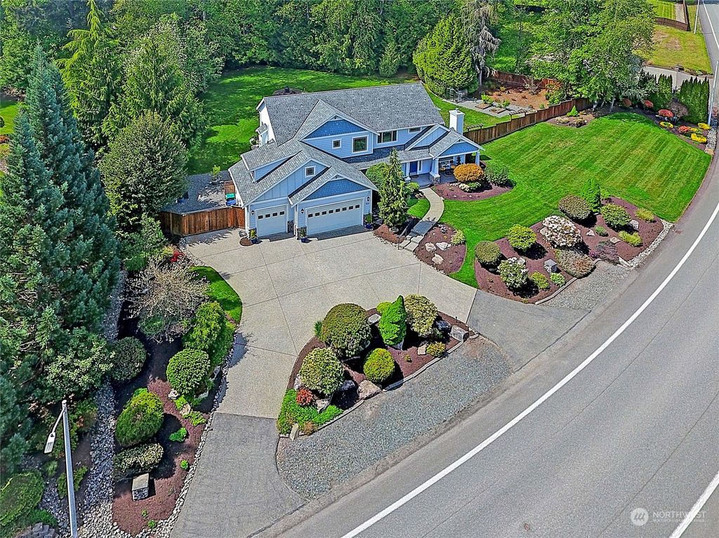 Photo of 512 118th Street NE, Marysville, WA 98270 (MLS # 2223167)