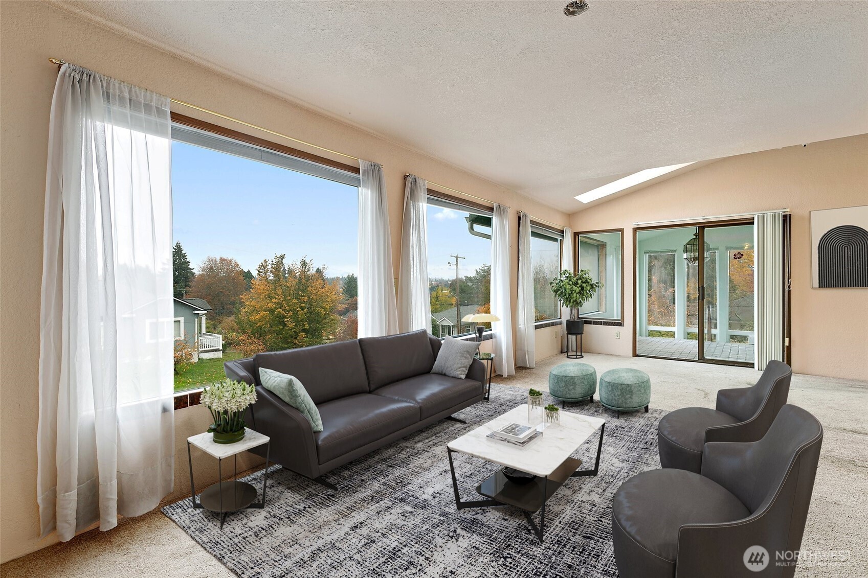 620 Central Street SE