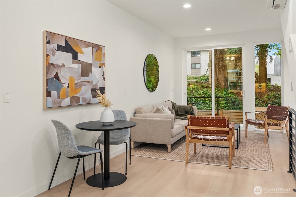 Photo of 10833 11th Avenue NE, Seattle, WA 98125 (MLS # 2590101)