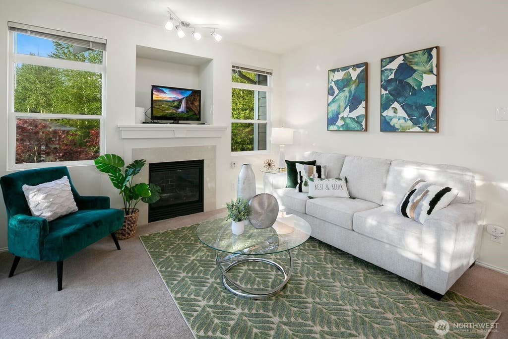 Photo of 588 241st Lane SE, Sammamish, WA 98074 (MLS # 2560606)