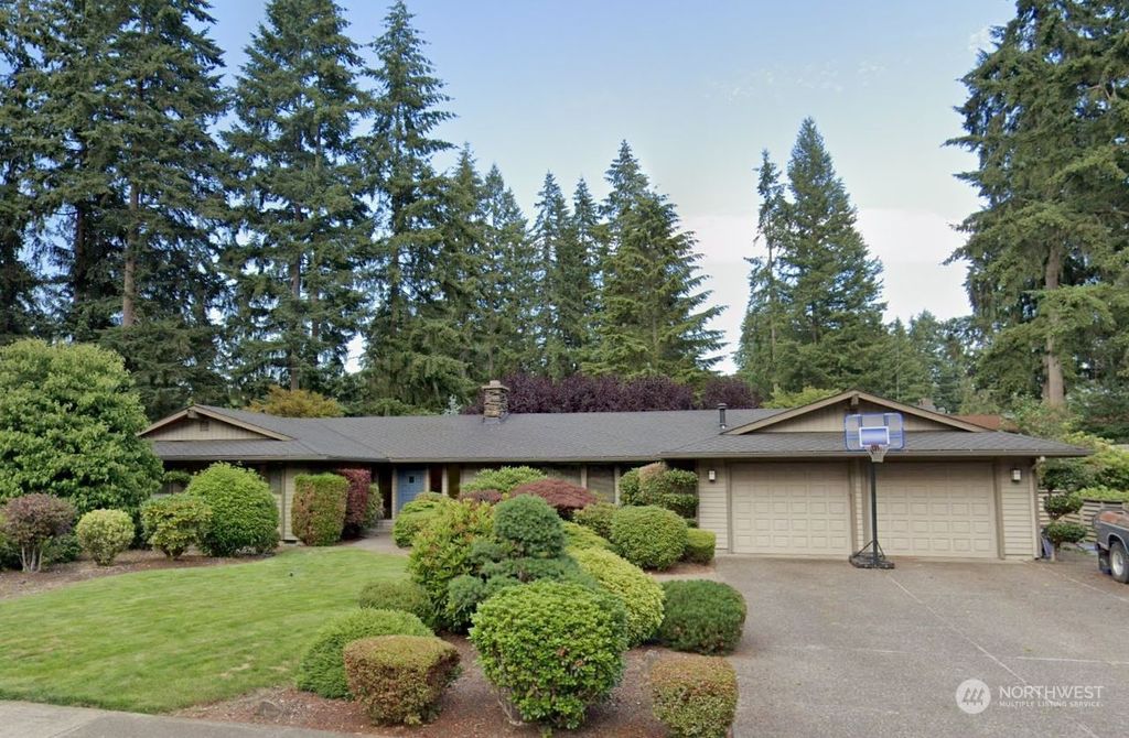 Photo of 14112 148th Place SE, Renton, WA 98059 (MLS # 2312075)
