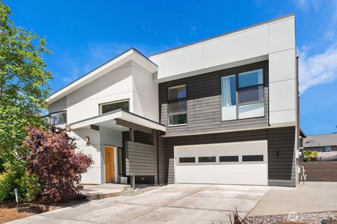 8622 NE 177th Place Bothell WA 98011
