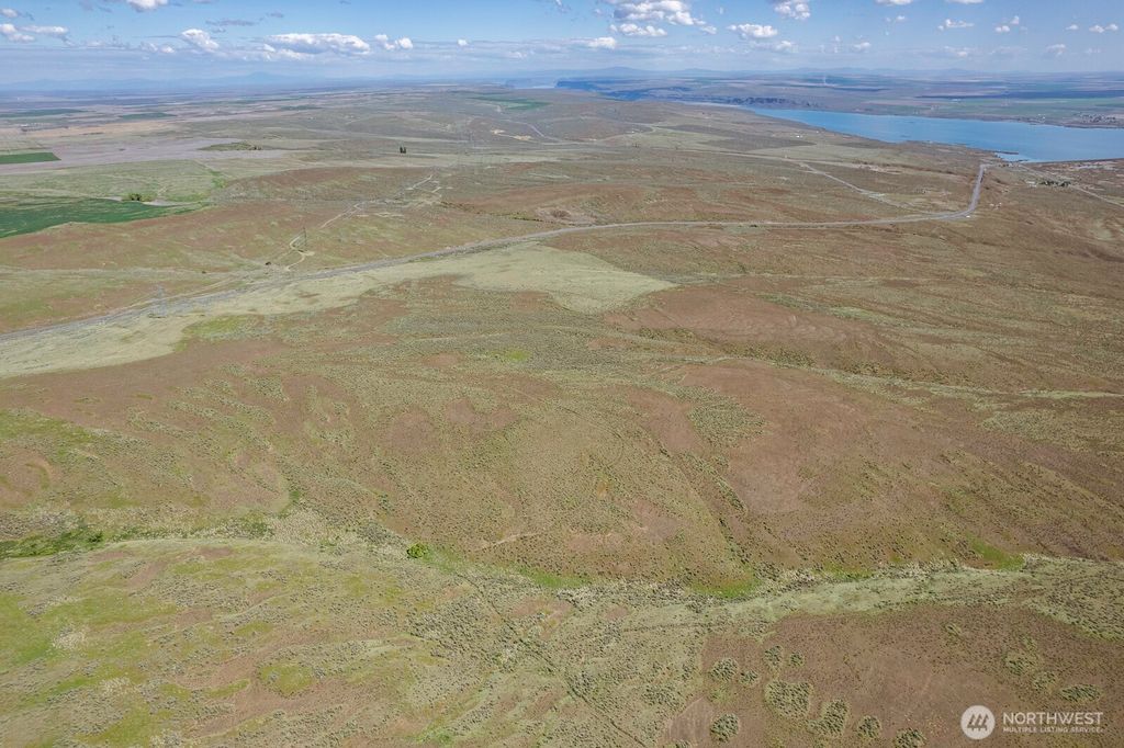 Photo of 0 Parcel 25273540003, Coulee City, WA 99115 (MLS # 2525087)