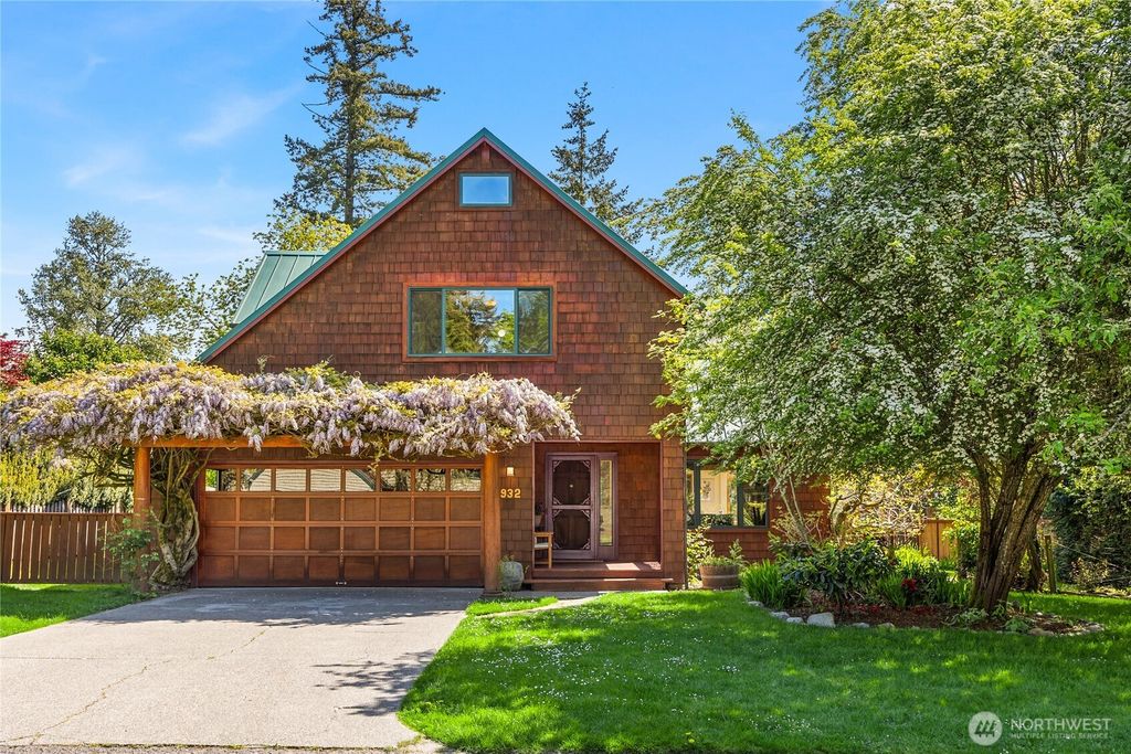 Photo of 932 NW Nakata Avenue, Bainbridge Island, WA 98110 (MLS # 2518657)