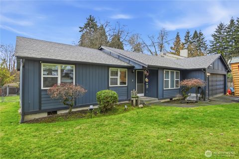 Photo of 1412 33rd Avenue Ct SW, Puyallup, WA 98373 (MLS # 2459398)